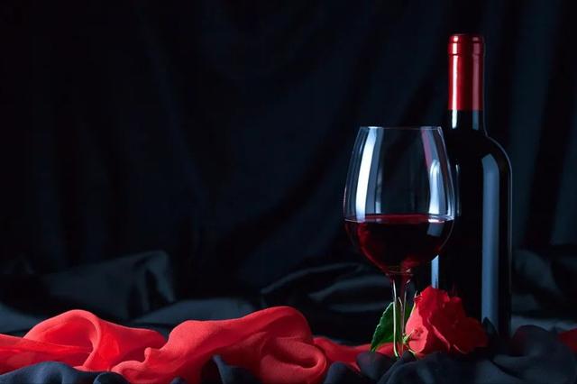 红酒知识-如何挑选出质量上好的红酒？