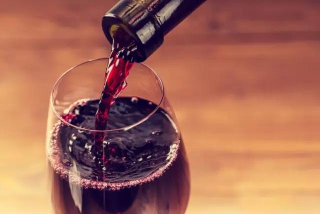 葡萄酒的6大常见缺陷,喝酒时你可要注意了